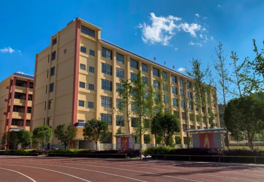 关于昆明海亦丰中学2025级高一招生工作圆满完成的声明